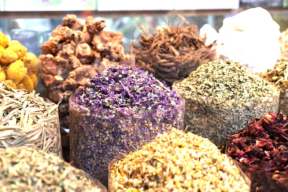 Dubai Herbs Market