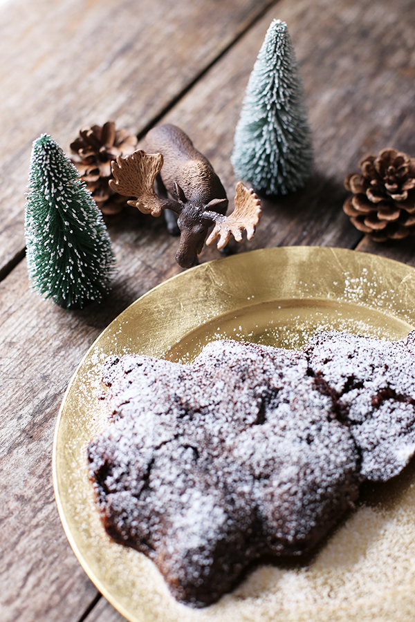Weihnachtlicher Schokoladenkuchen mit Guiness